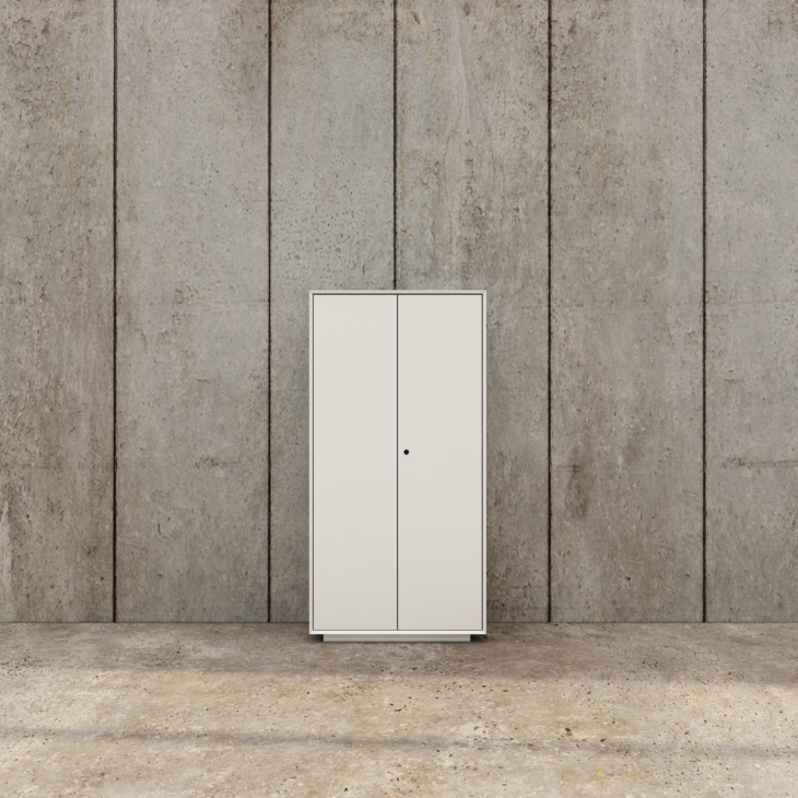 B8 – Meeting Table