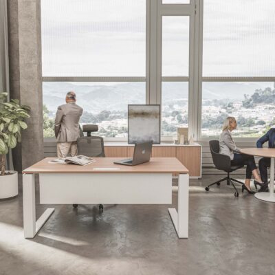 Mi5 Rectangular Desk