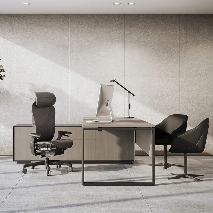 B52 Executive Desk - Image 1